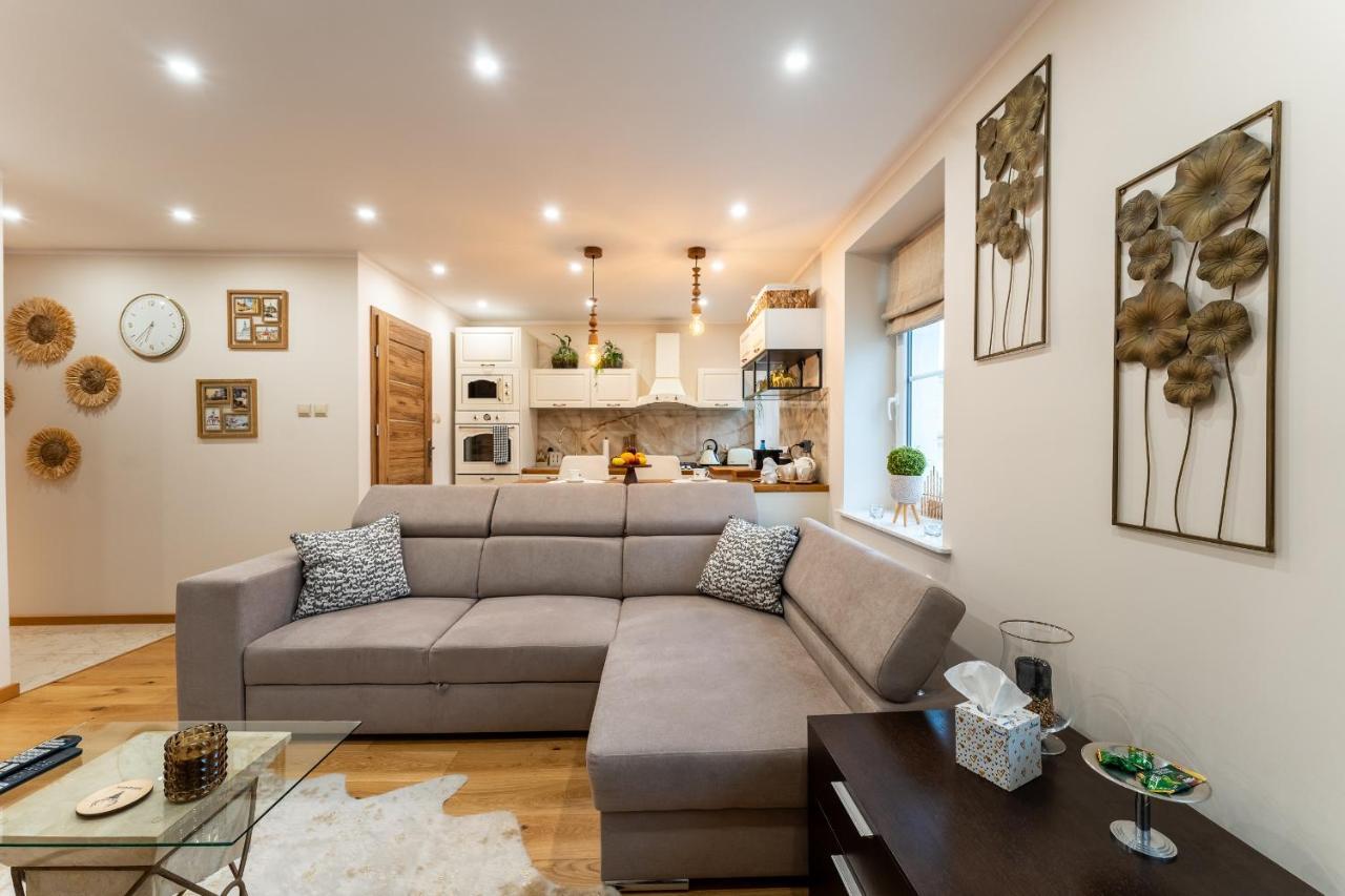 Apartament Zloty Jelonek - 4 Osobowy Na Placu Ratuszowym - Space Apart Jelenia Góra Exterior foto